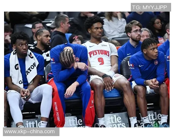 活塞惨遭28连败创历史主帅辞职球员泪流满面难掩失落 活塞惨遭28连败创历史主帅辞职球员泪流满面难掩失落