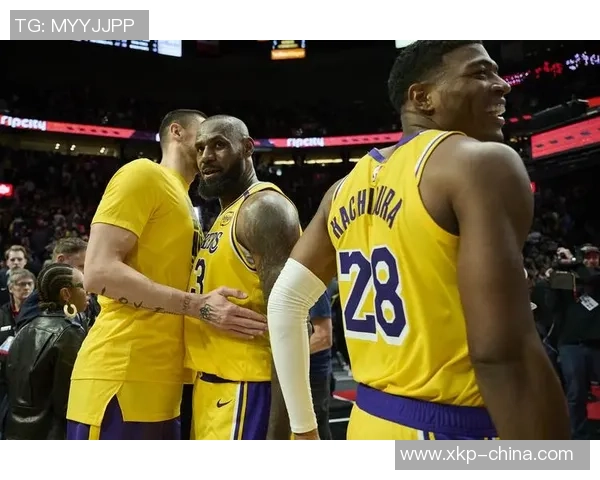 湖人对阵太阳精彩回放今日重温赛场激情与精彩瞬间